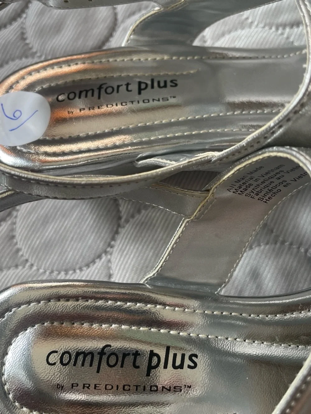 Comfort Plus by Predictions Silver Metallic T‑Strap Sandals